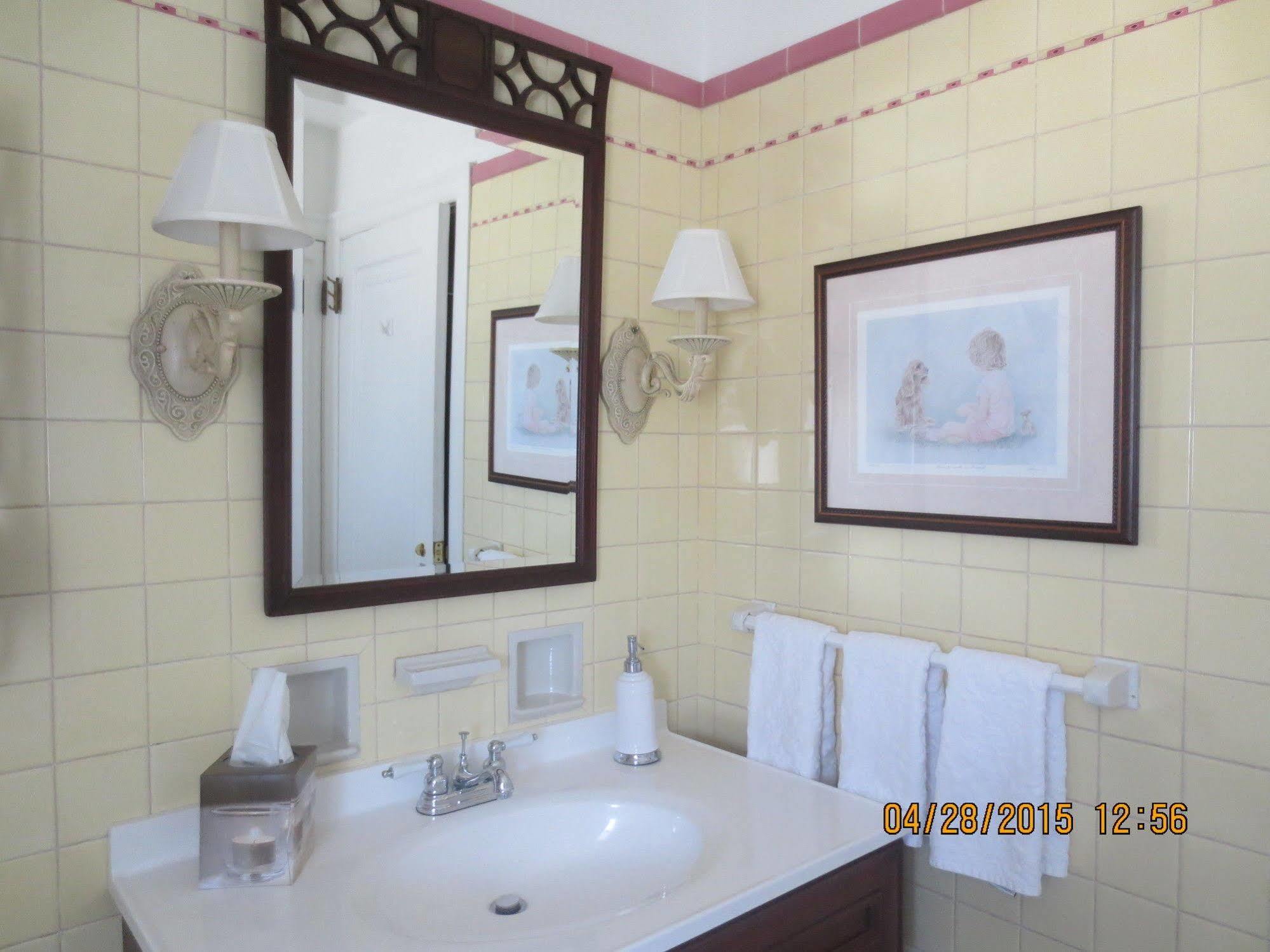Robinsong Bed and Breakfast Thorold Exteriör bild